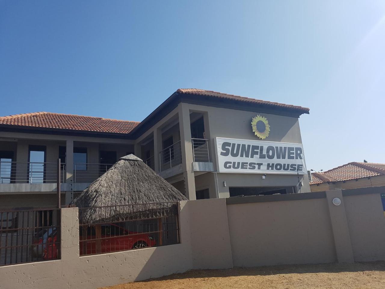 Sunflower Guesthouse & Spa Vanderbijlpark Kültér fotó